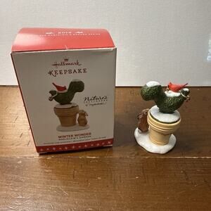 Hallmark Ornament 2016 Marjolein's Garden - Winter Wonder